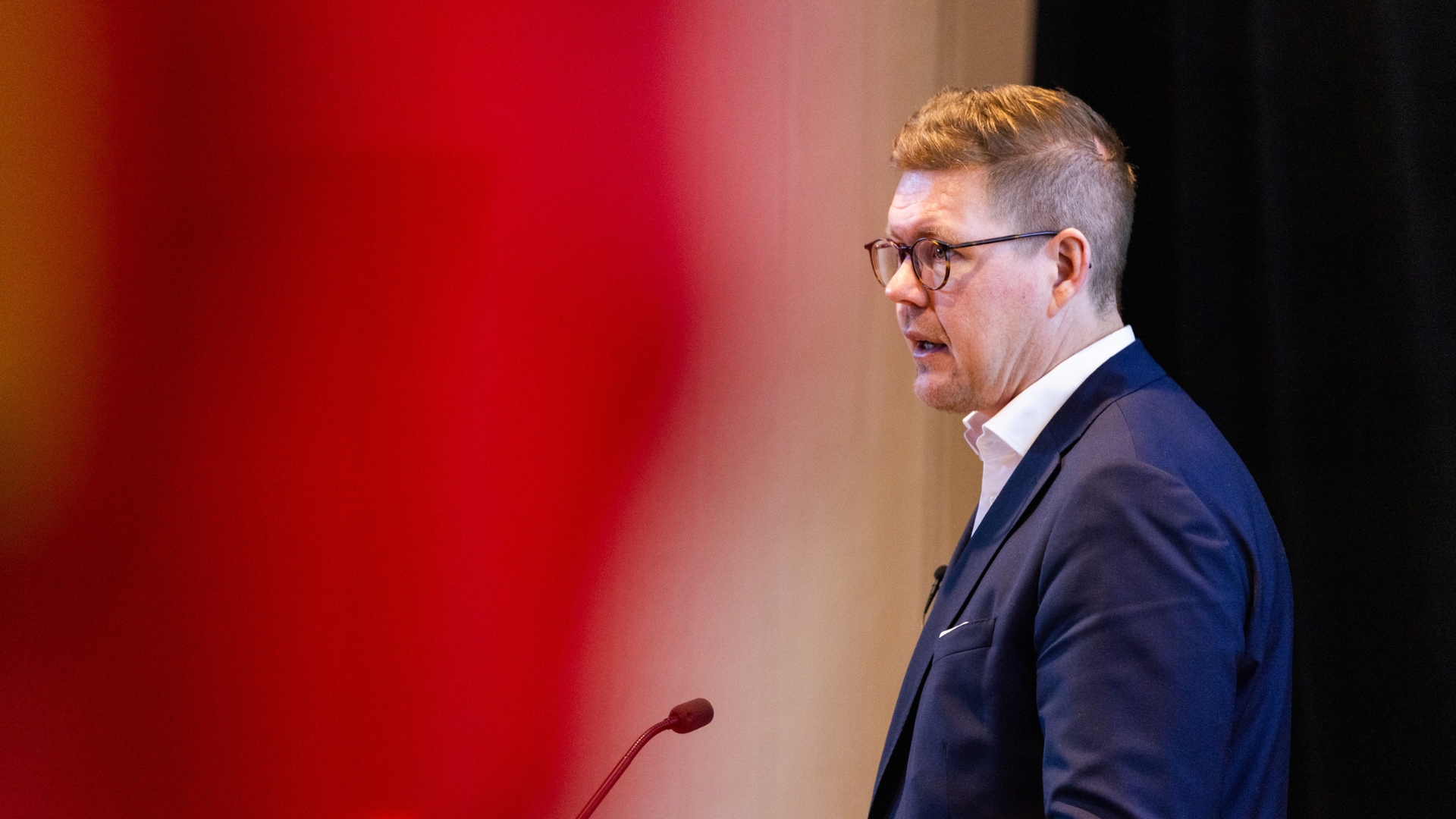 Orpon hallituksen työllisyyspolitiikka on ennätysmäinen mahalasku