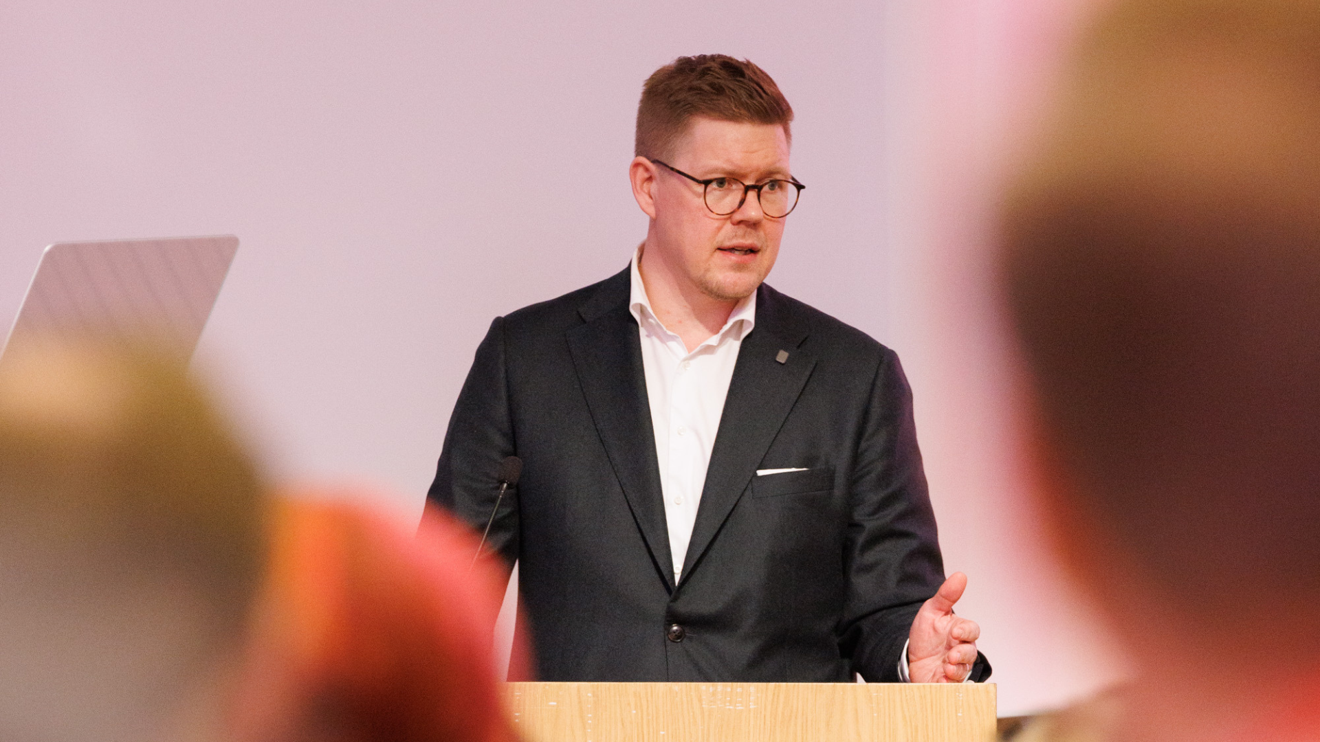 Hallitus on epäonnistunut kaikissa työllisyys- ja taloustavoitteissaan – SDP kutsuu oppositiopuolueet välikysymykseen